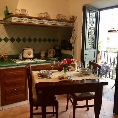 Hébergement de vacances Casa Rosetta *